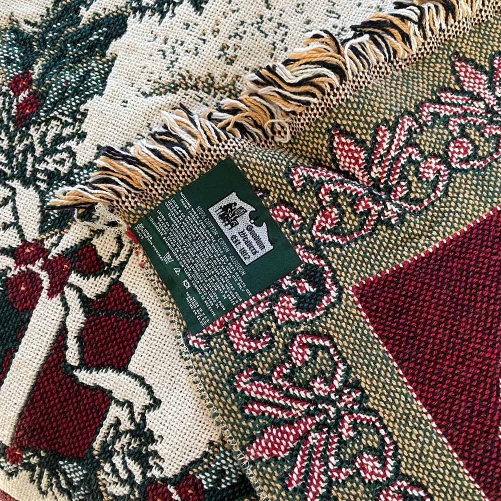 Red and Cream Santa Holiday Throw